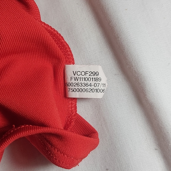 Under Armour Heatgear Red Short Sleeve Button Collar Golf Shirt, medium - Picture 7 of 11